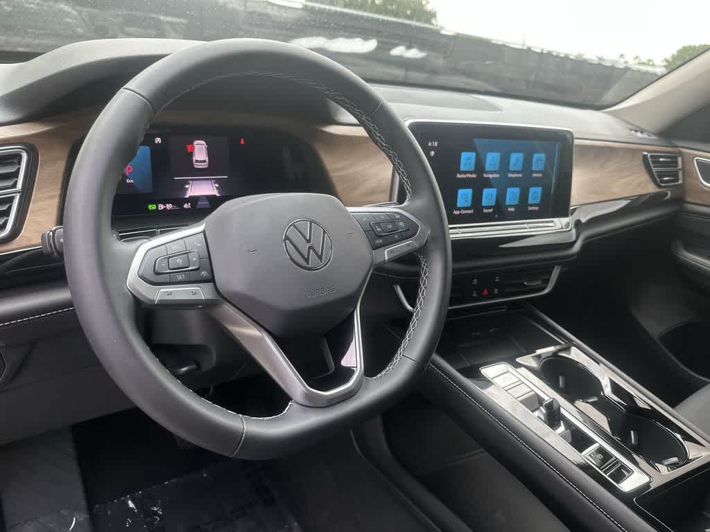 Thumbnail: 2024 Volkswagen Atlas - 20