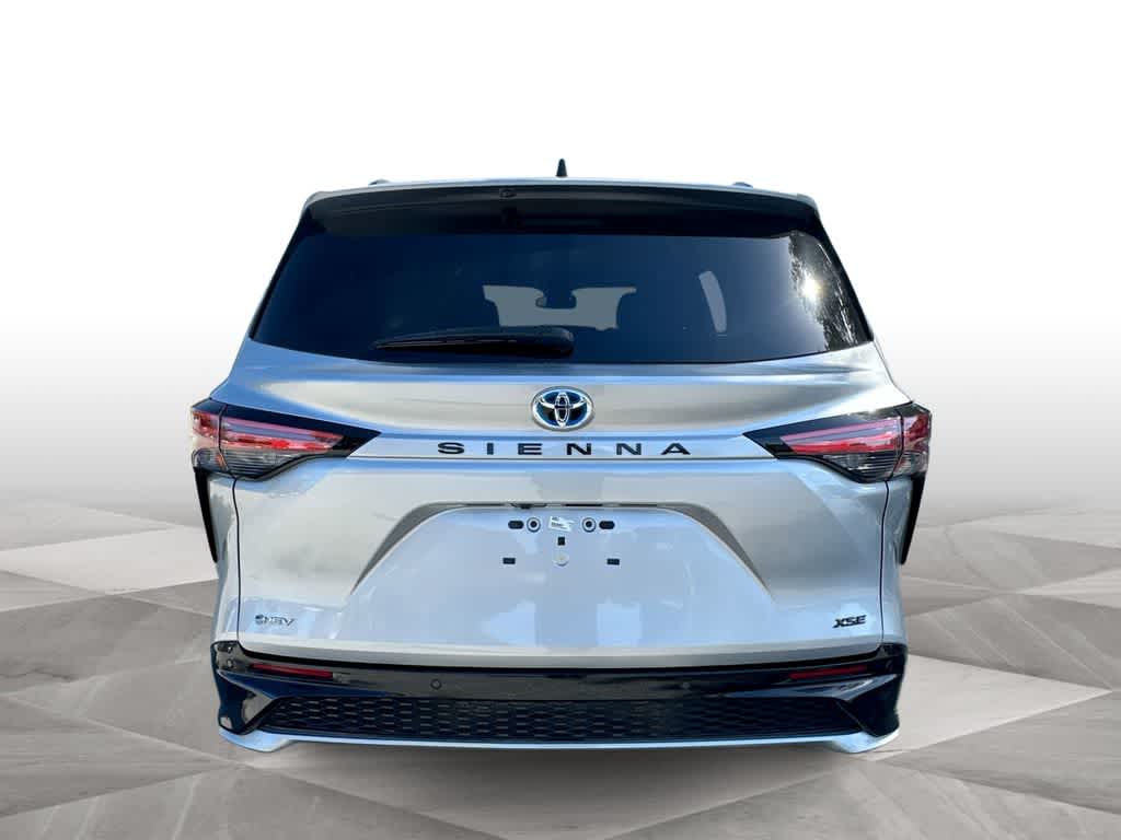 Thumbnail: 2025 Toyota Sienna - 7