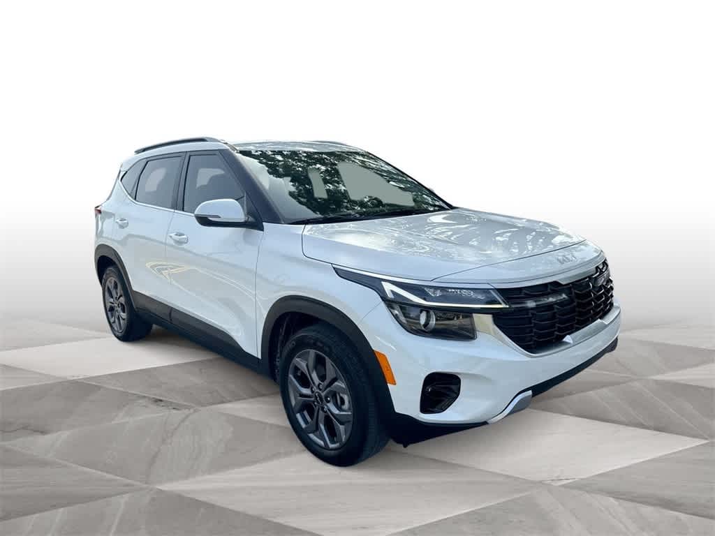2024 Kia Seltos S 2