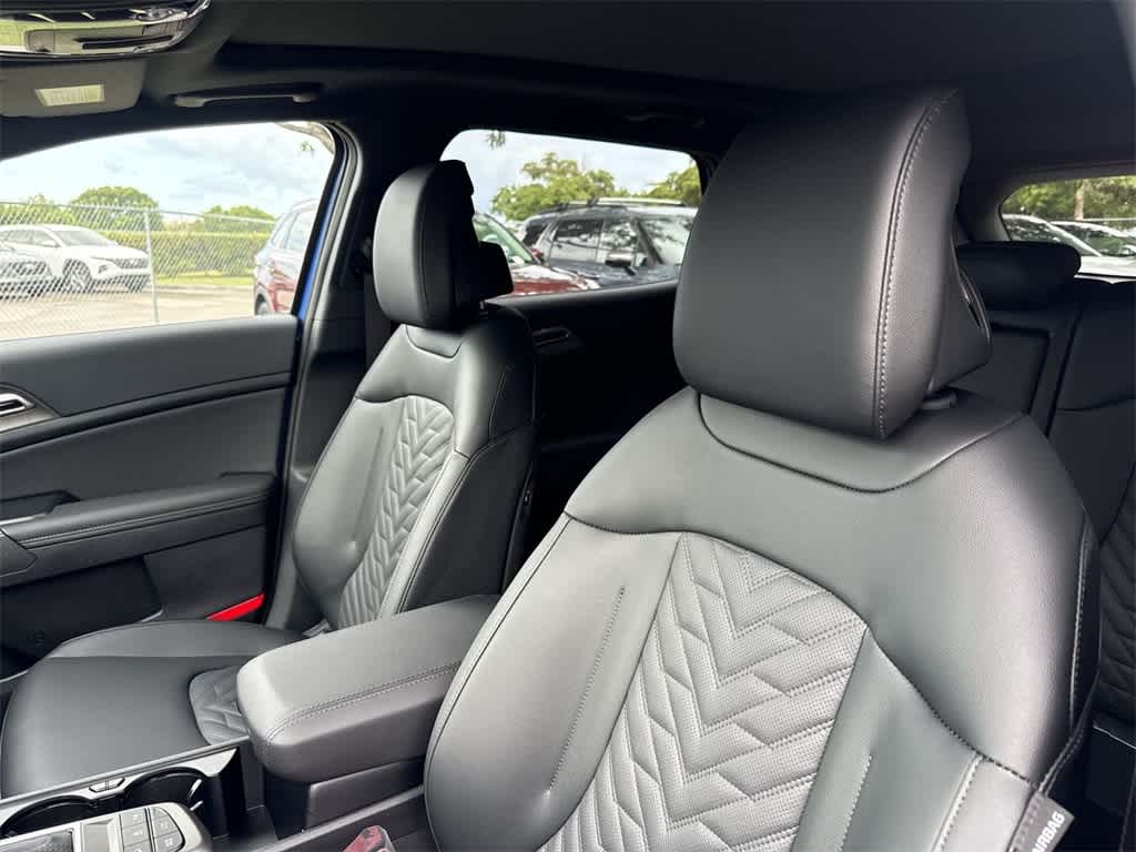 Thumbnail: 2026 Kia Sportage - 14