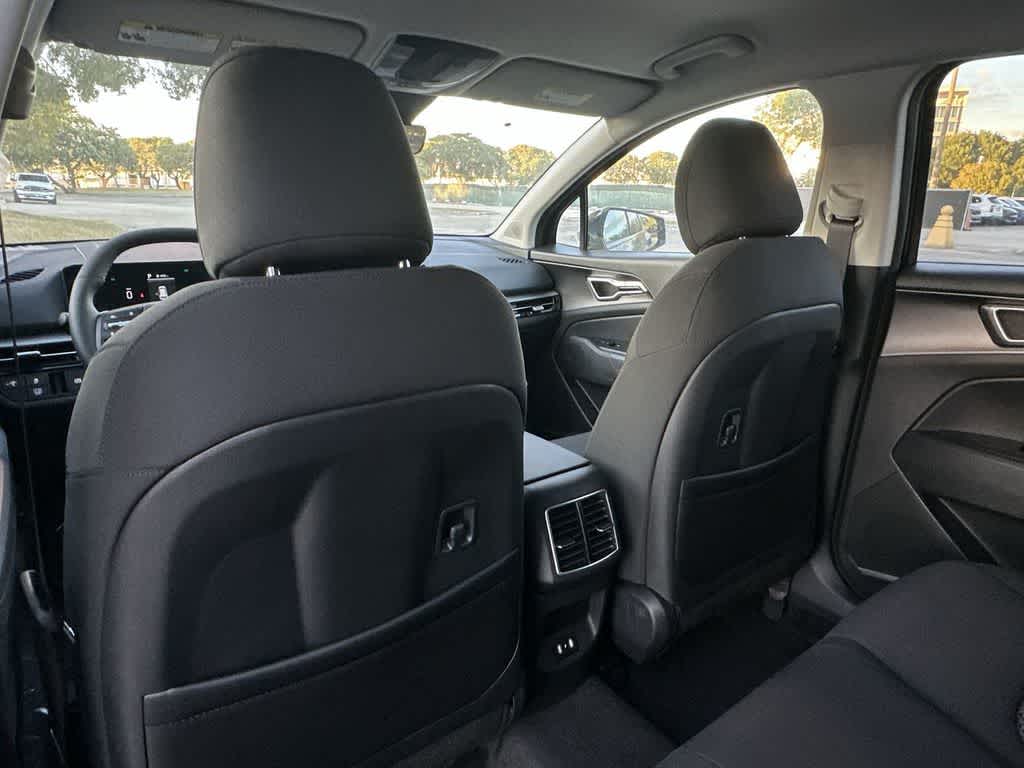 Thumbnail: 2026 Kia Sportage - 23