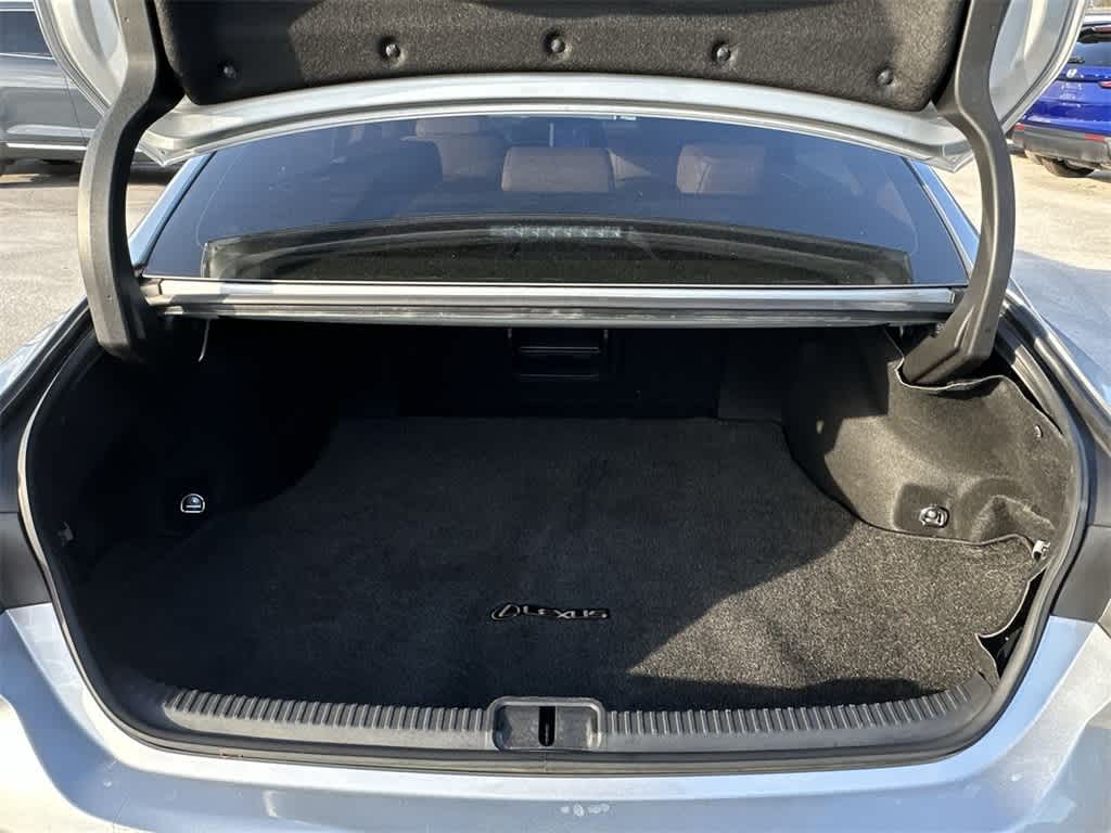 Thumbnail: 2023 Lexus ES - 25