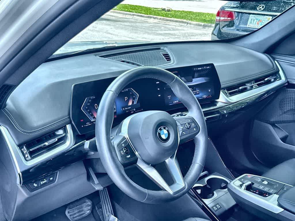 Thumbnail: 2026 BMW X1 - 13