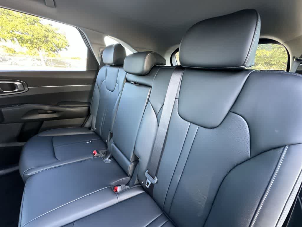 Thumbnail: 2026 Kia Sorento - 22