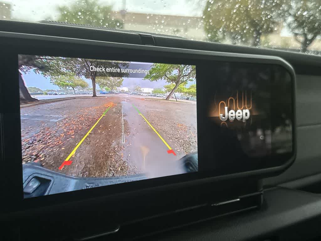 Thumbnail: 2025 Jeep Gladiator - 19