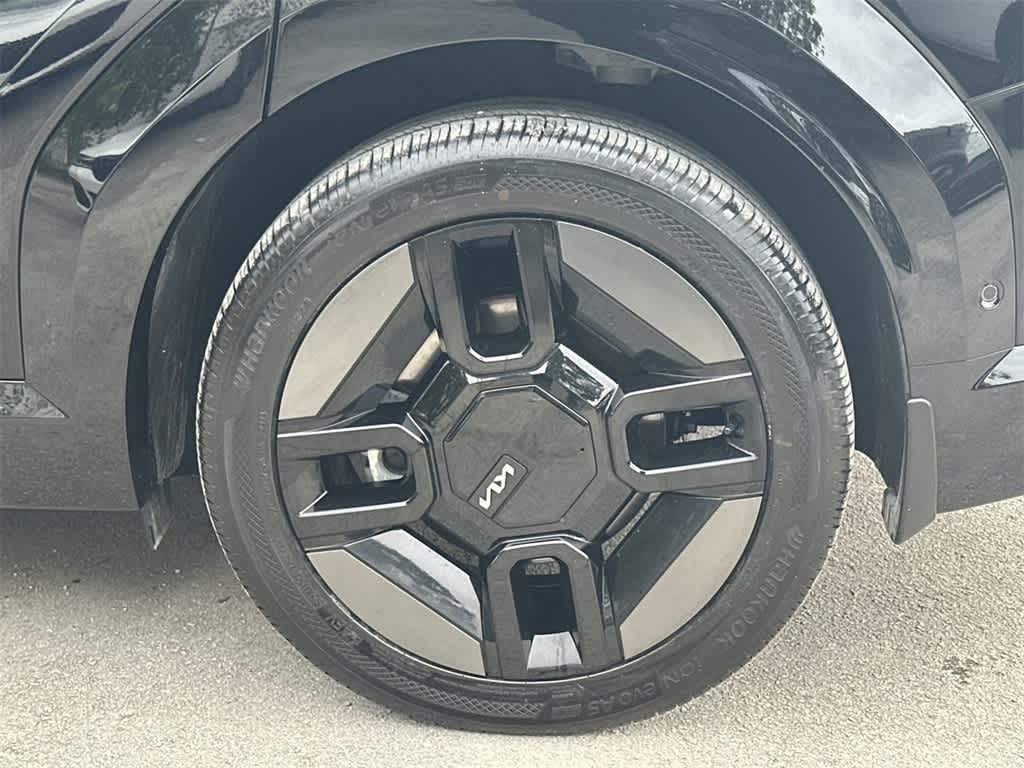 Thumbnail: 2025 Kia EV9 - 11
