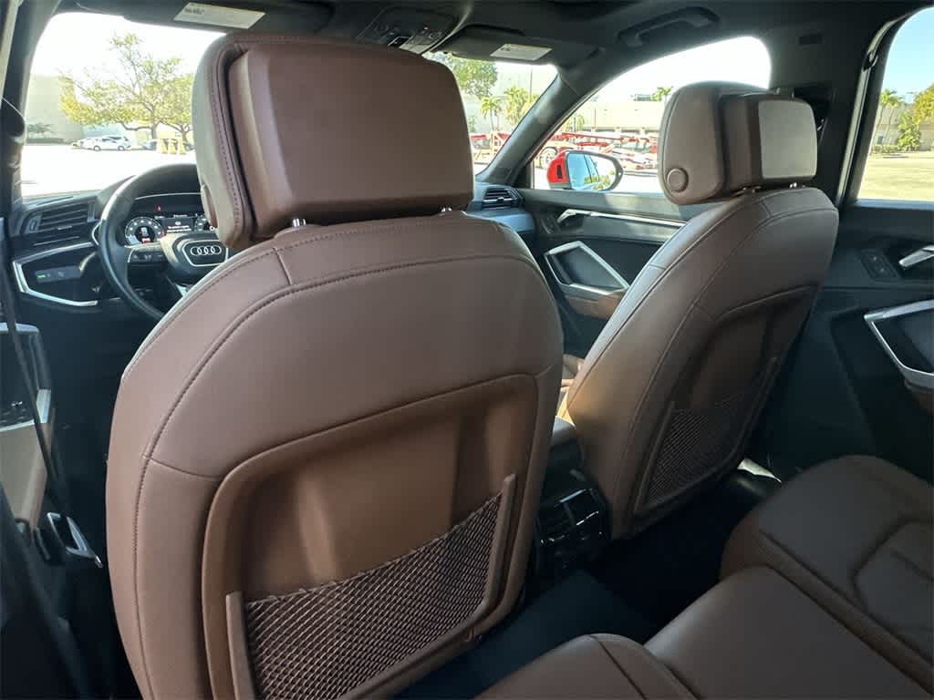 Thumbnail: 2025 Audi Q3 - 23