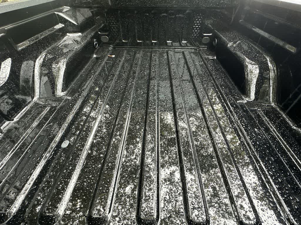 Thumbnail: 2025 Jeep Gladiator - 25