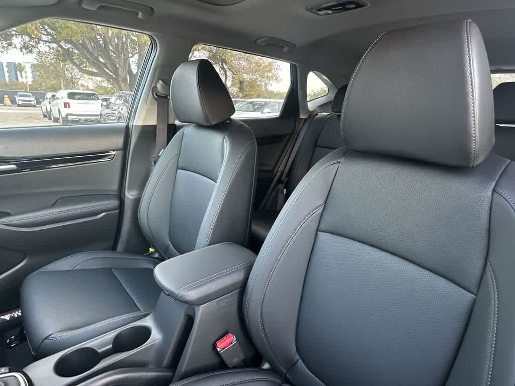 Thumbnail: 2026 Kia Seltos - 14