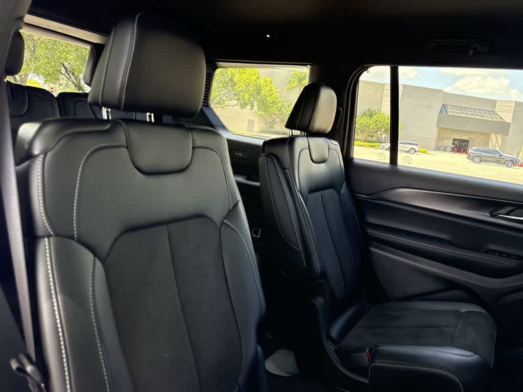 Thumbnail: 2024 Jeep Grand Cherokee L - 24