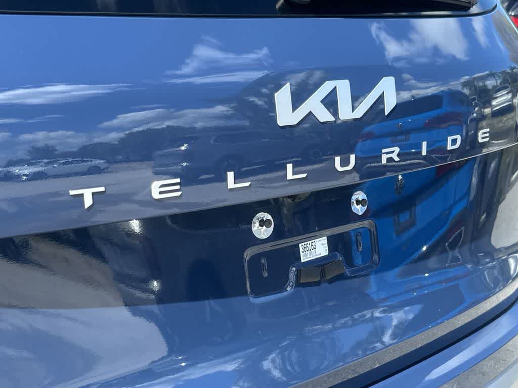 Thumbnail: 2023 Kia Telluride - 11