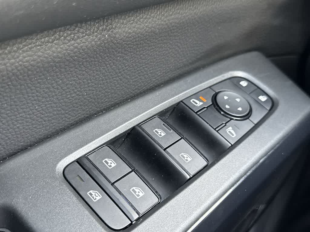 Thumbnail: 2024 Nissan Pathfinder - 17