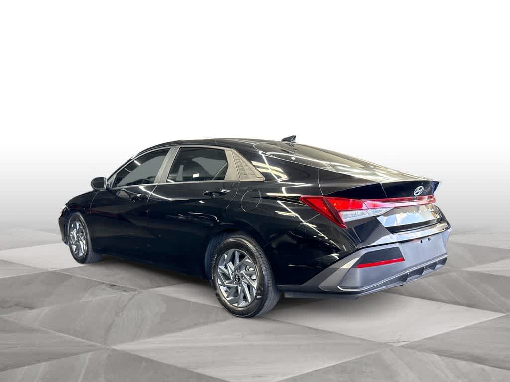 Thumbnail: 2024 Hyundai Elantra - 6