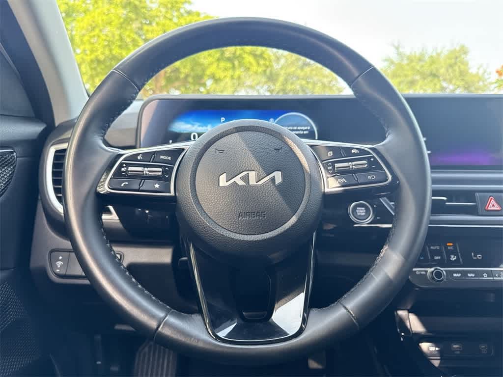 2024 Kia Seltos S 15