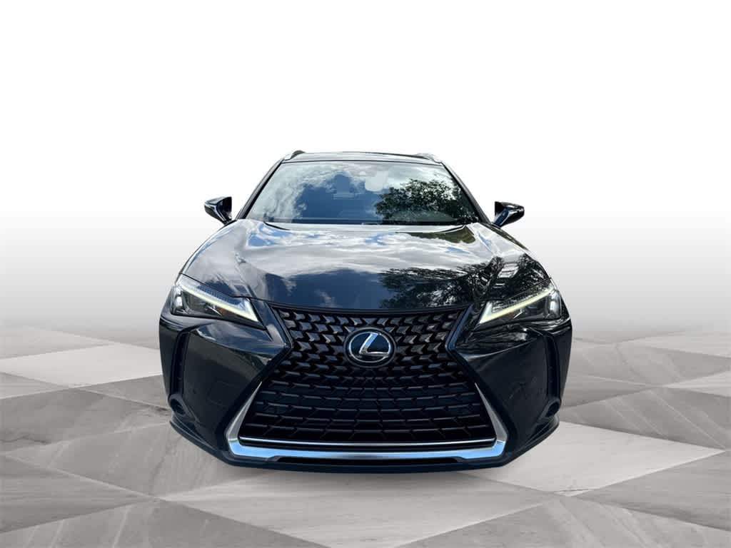 Thumbnail: 2023 Lexus UX - 3