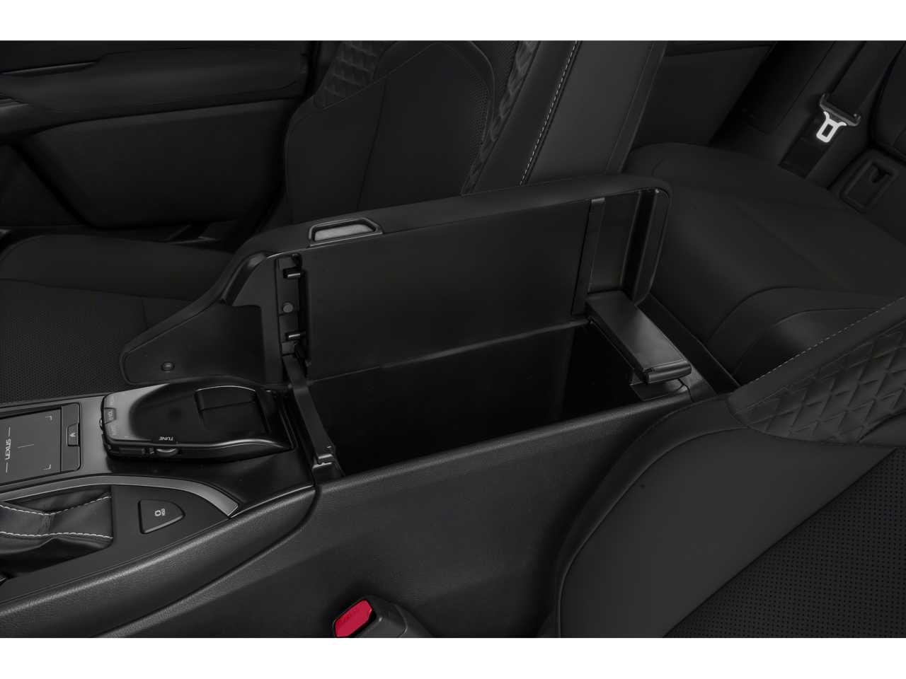 Thumbnail: 2022 Lexus UX - 10