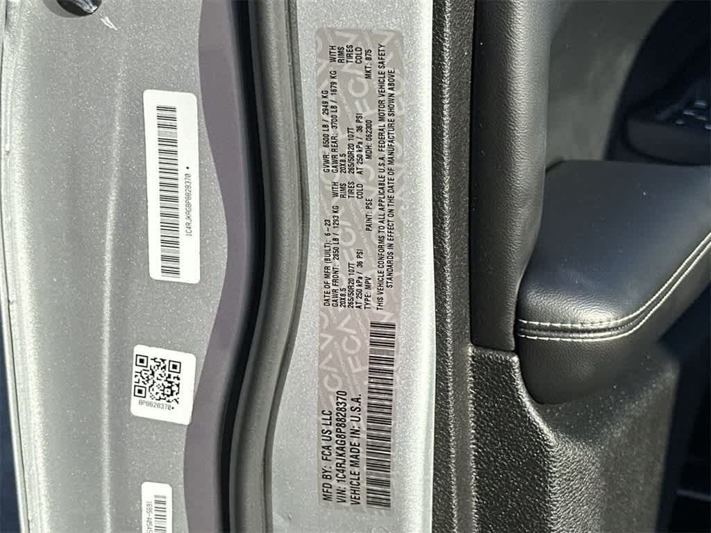 Thumbnail: 2023 Jeep Grand Cherokee L - 29