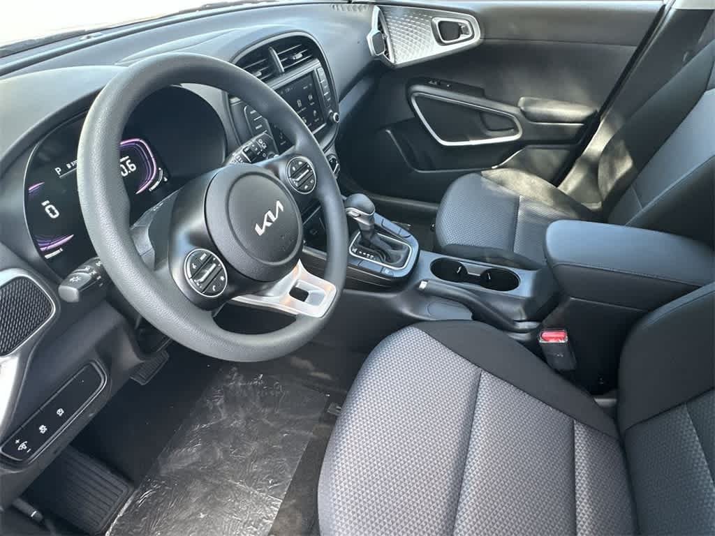 Thumbnail: 2025 Kia Soul - 13