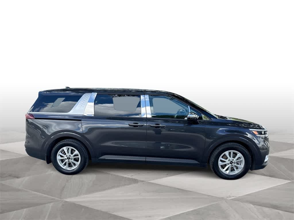 Thumbnail: 2024 Kia Carnival - 9