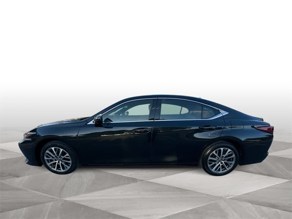 Thumbnail: 2023 Lexus ES - 5