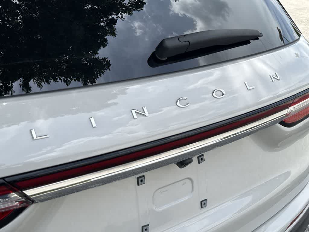 Thumbnail: 2023 Lincoln Corsair - 10