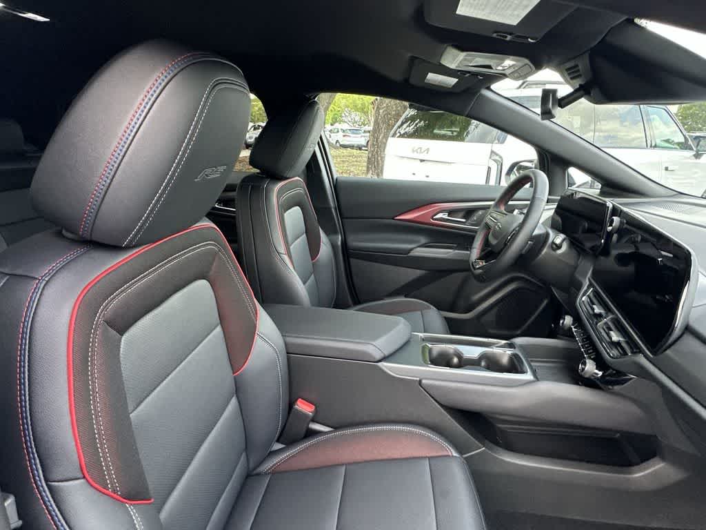 Thumbnail: 2026 Chevrolet Equinox - 14