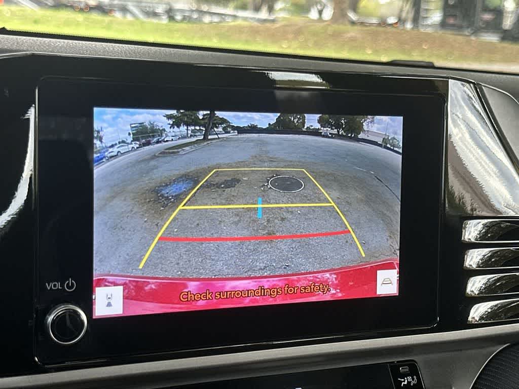 Thumbnail: 2025 Toyota Camry - 19