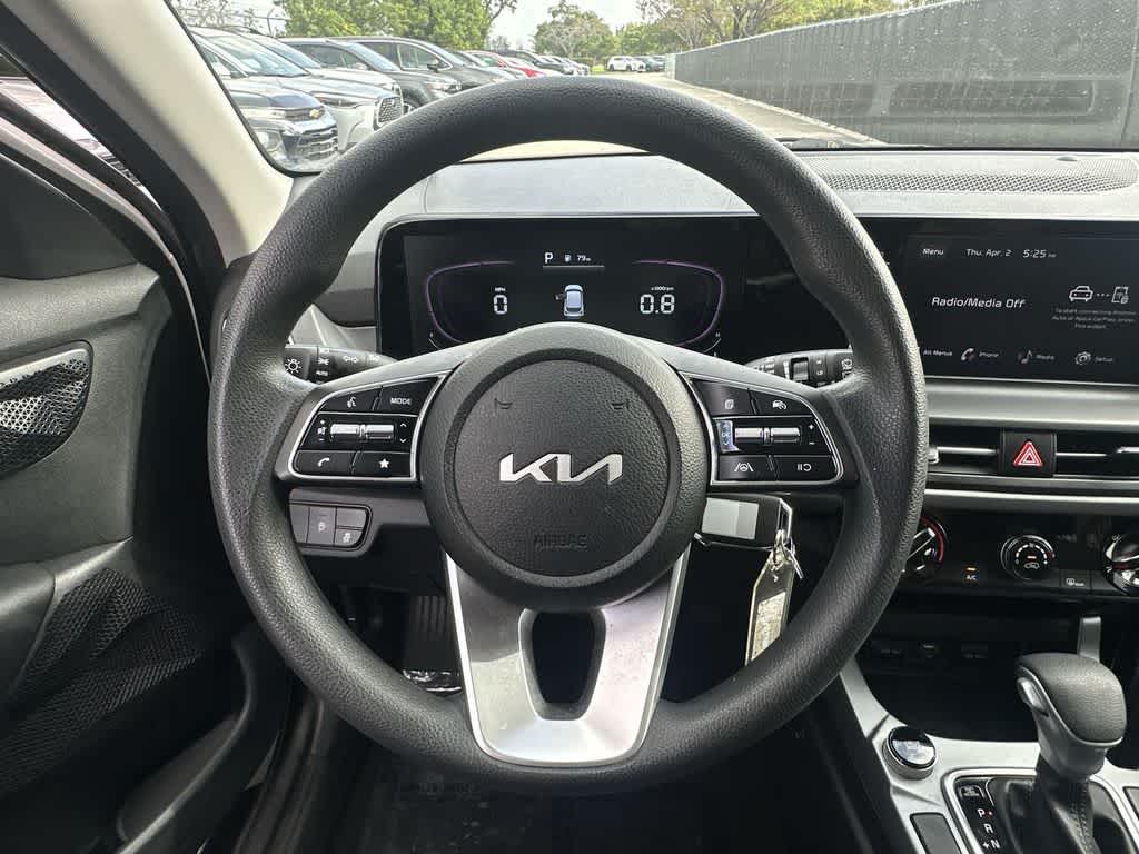 Thumbnail: 2024 Kia Seltos - 15