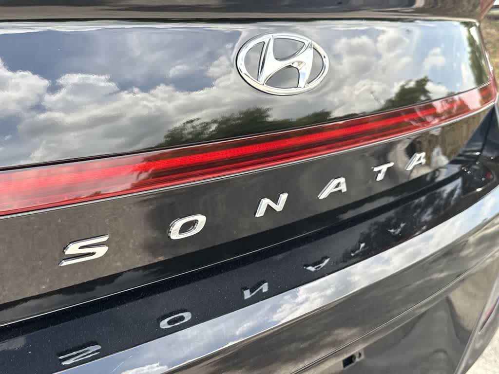 Thumbnail: 2023 Hyundai Sonata - 10