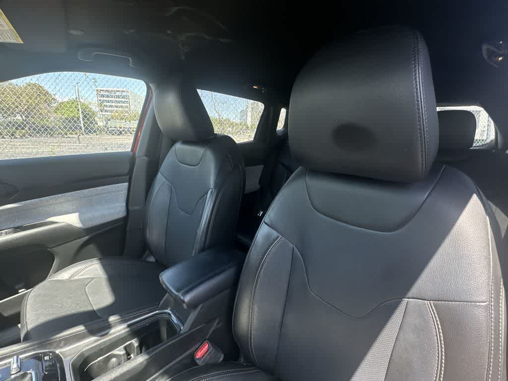 Thumbnail: 2023 Jeep Compass - 14