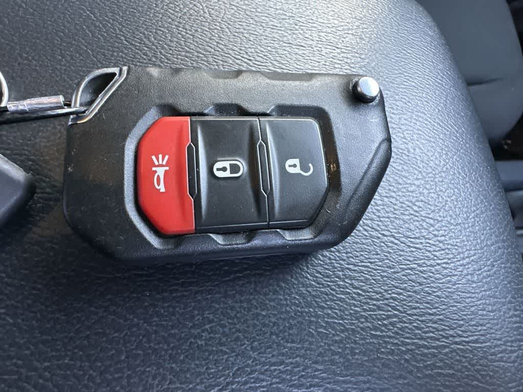 Thumbnail: 2023 Jeep Gladiator - 28