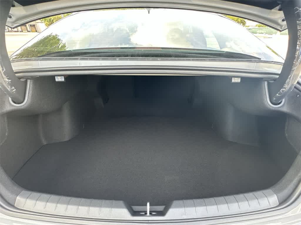 Thumbnail: 2026 Kia K5 - 25