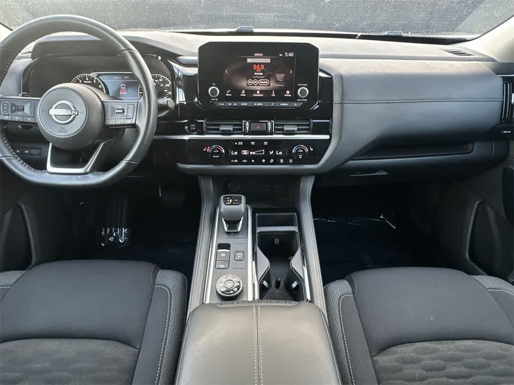 Thumbnail: 2025 Nissan Pathfinder - 24