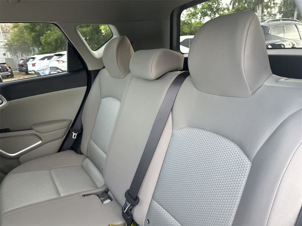 2023 Kia Soul LX 22