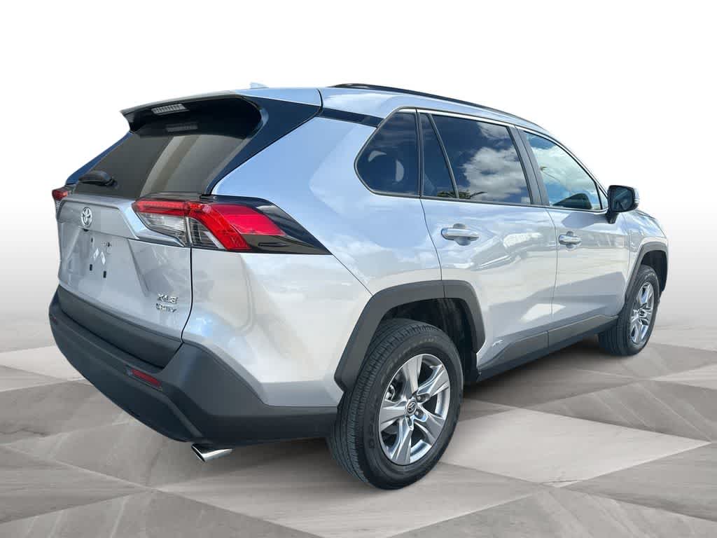 Thumbnail: 2025 Toyota RAV4 - 8