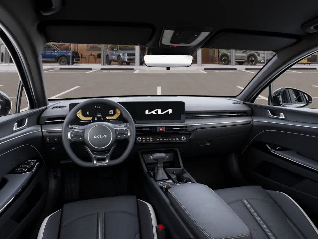 Thumbnail: 2025 Kia K5 - 14