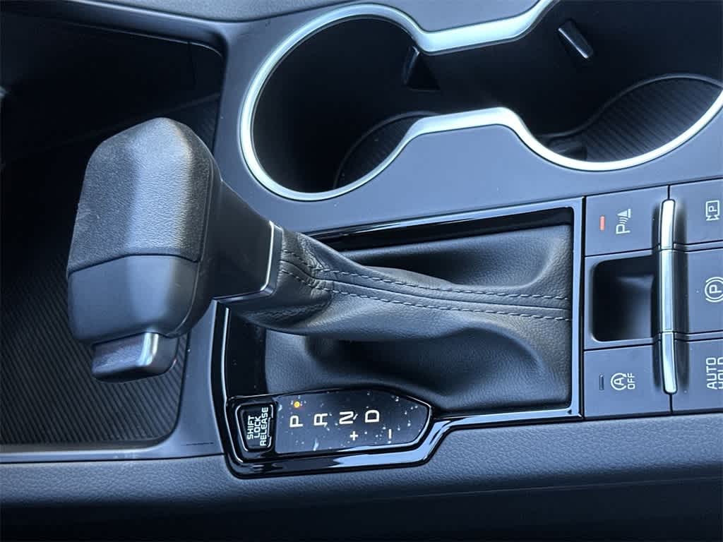 Thumbnail: 2026 Kia K5 - 21