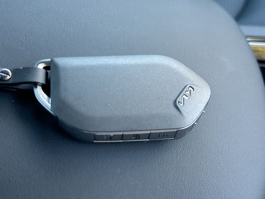 Thumbnail: 2025 Kia K5 - 28