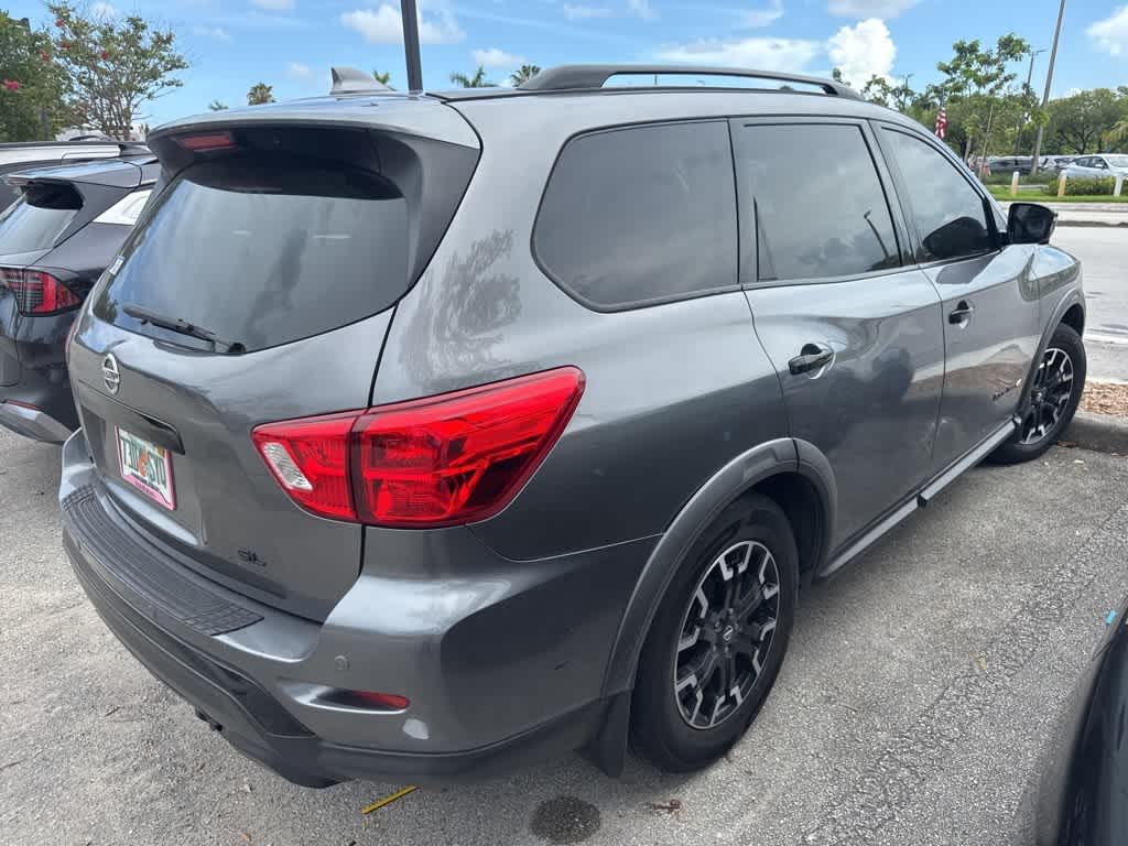 2020 Nissan Pathfinder SL 5