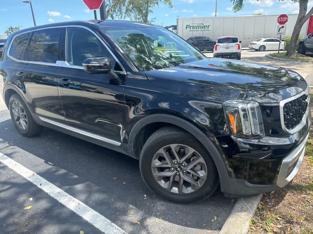 Thumbnail: 2023 Kia Telluride - 4