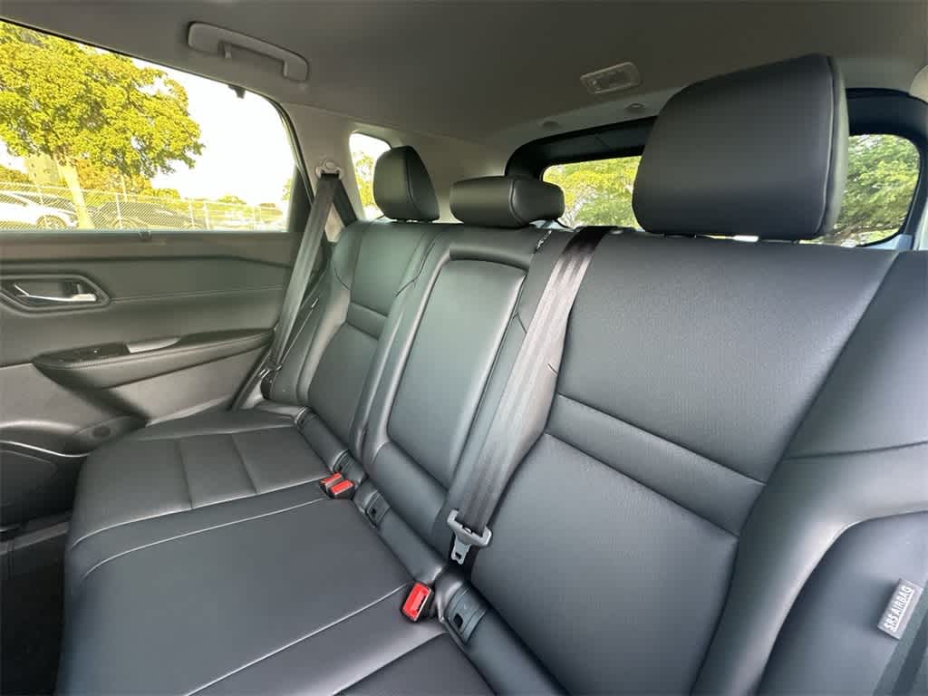 Thumbnail: 2023 Nissan Rogue - 22