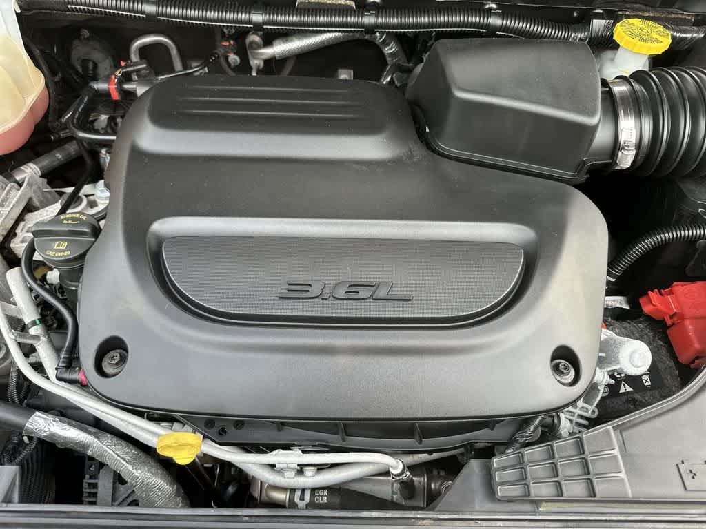 Thumbnail: 2023 Chrysler Pacifica - 12