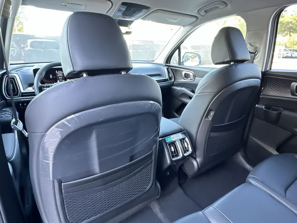 Thumbnail: 2026 Kia Sorento - 23