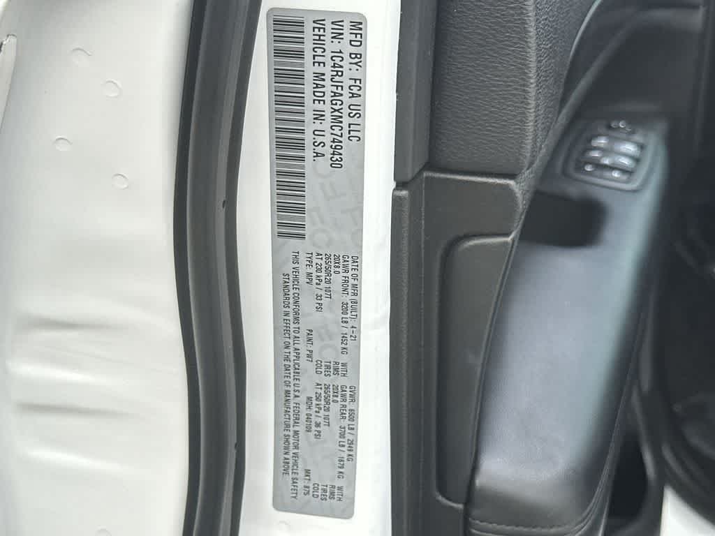 Thumbnail: 2021 Jeep Grand Cherokee - 29