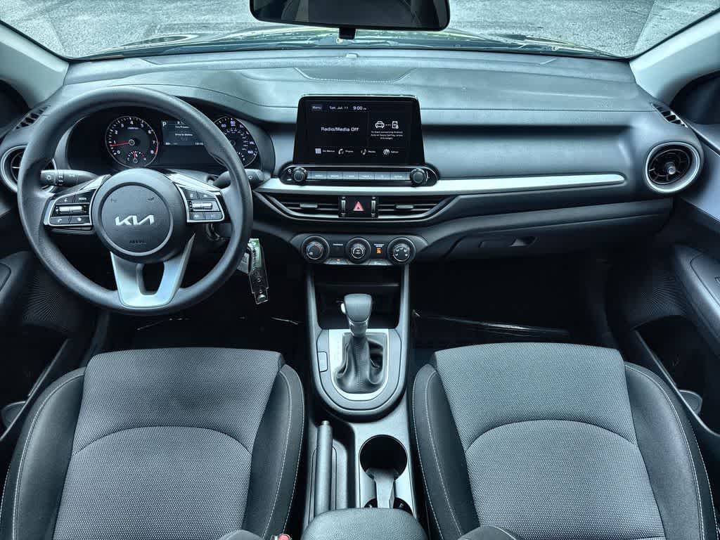 Thumbnail: 2024 Kia Forte - 24