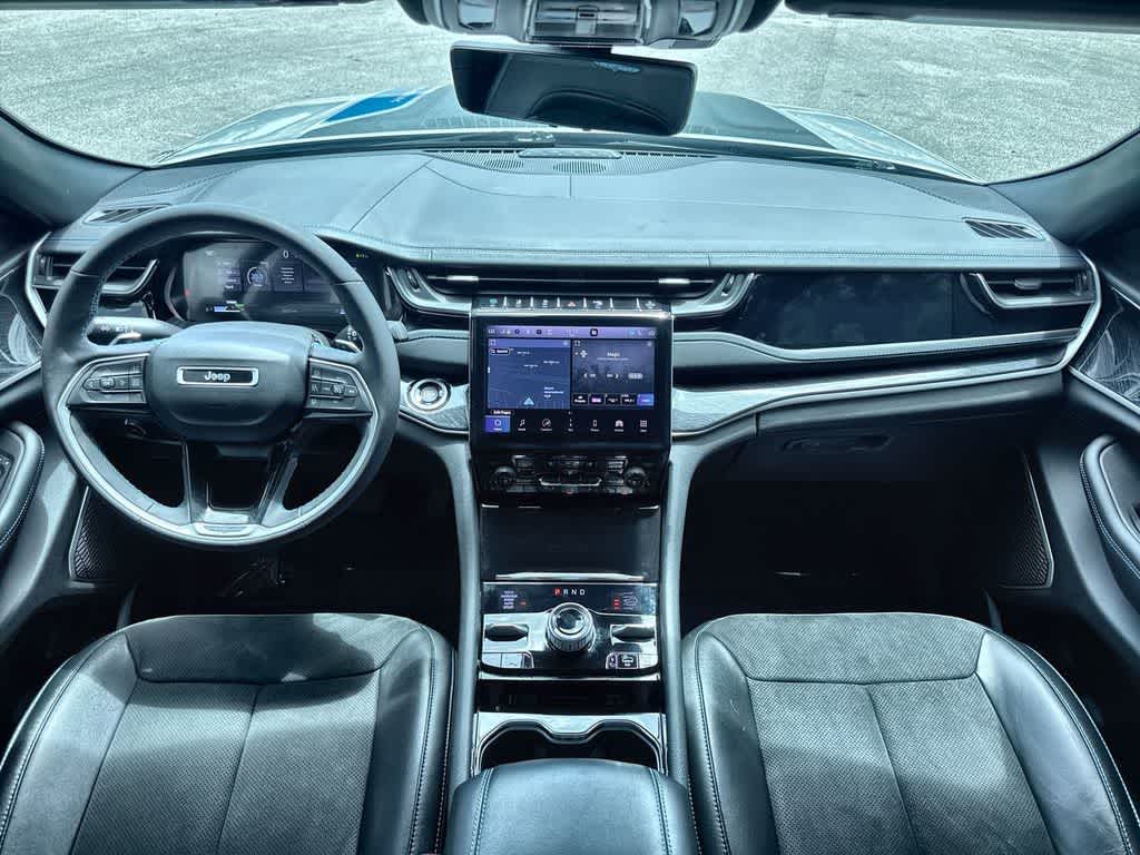 Thumbnail: 2022 Jeep Grand Cherokee - 24