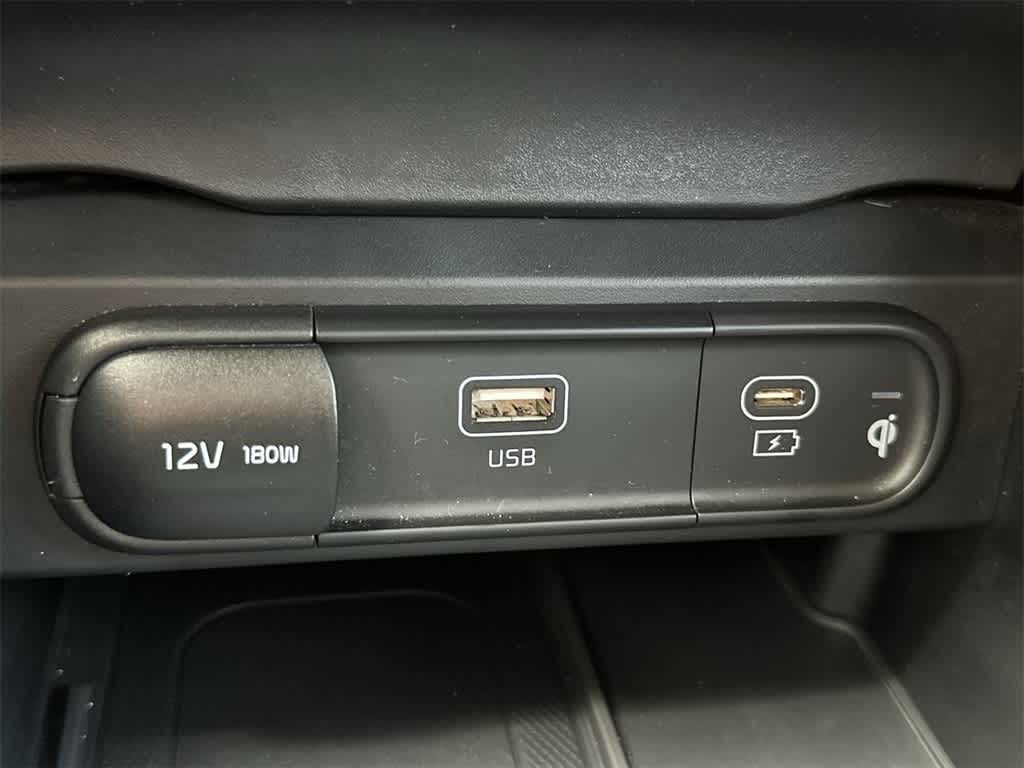 Thumbnail: 2023 Kia Telluride - 17