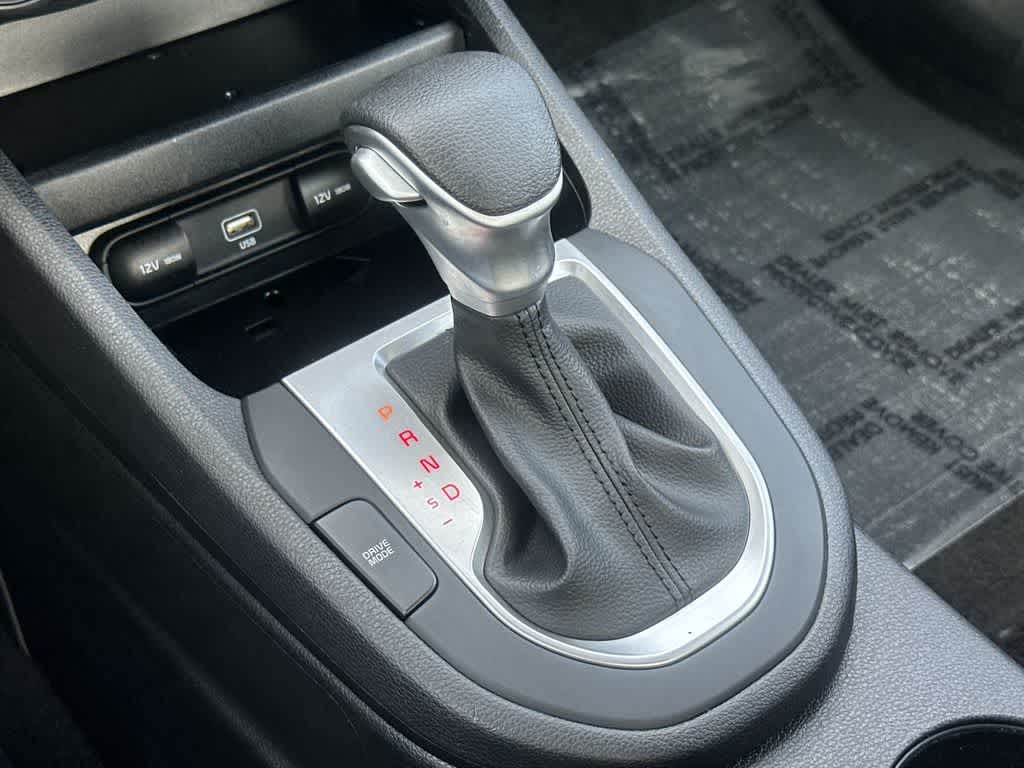 Thumbnail: 2023 Kia Forte - 21