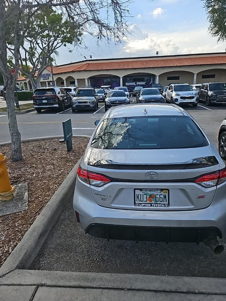 Thumbnail: 2023 Toyota Corolla - 16