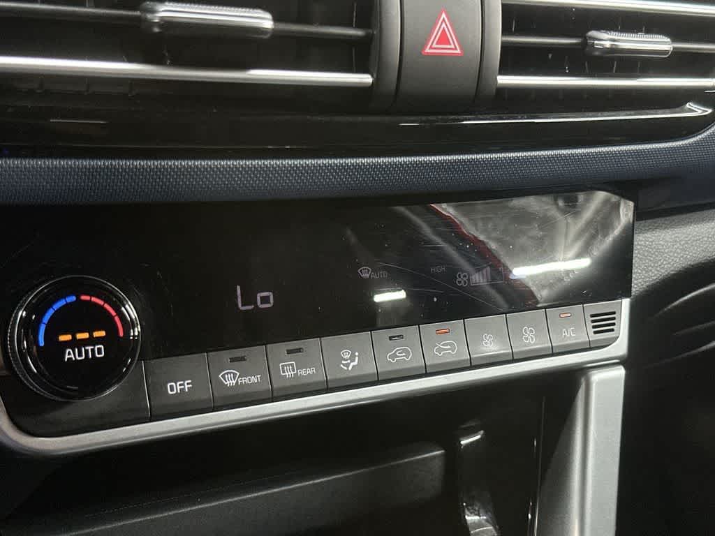 Thumbnail: 2023 Kia Seltos - 20